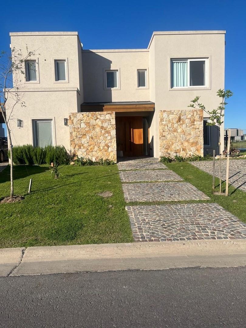 Casa en Alq. Temporario en Casas de Santa Ana, Villanueva, Tigre