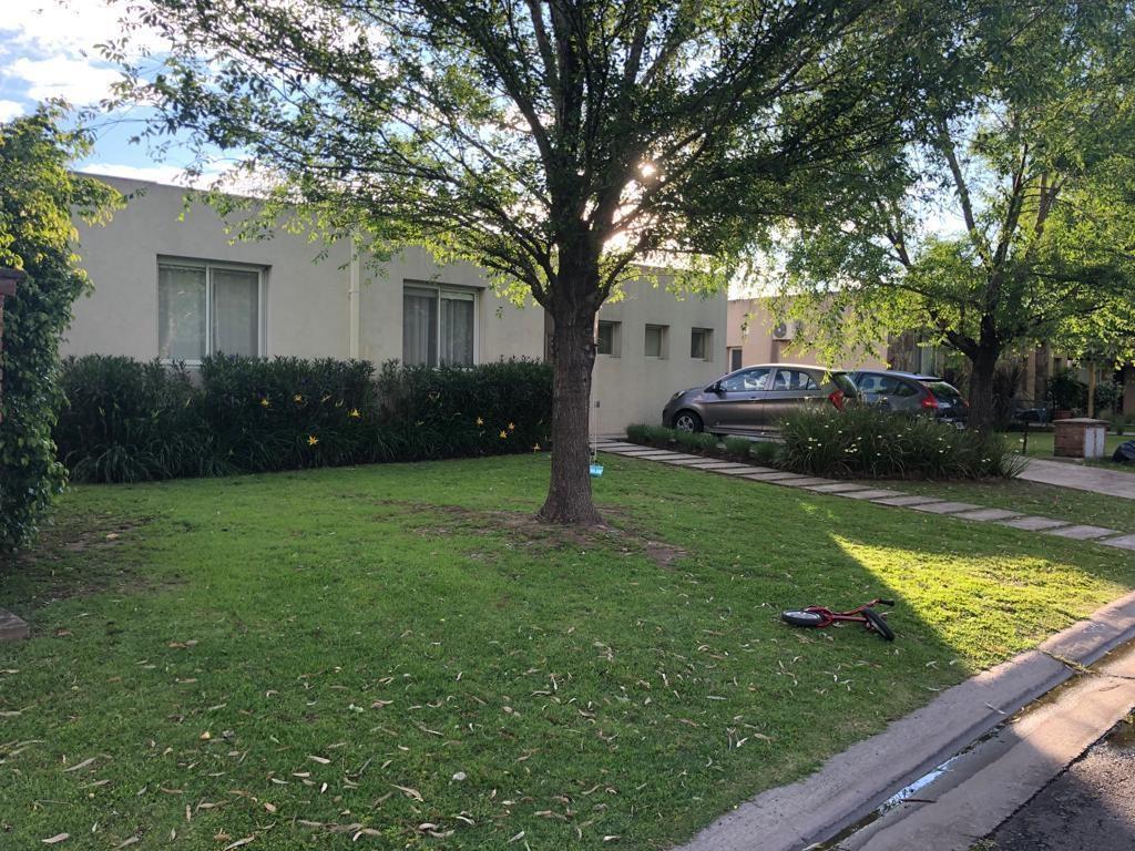 Foto de Casa Quinta en Alq. Temporario en La Comarca, Tigre, G.B.A. Zona Norte, imagen 4