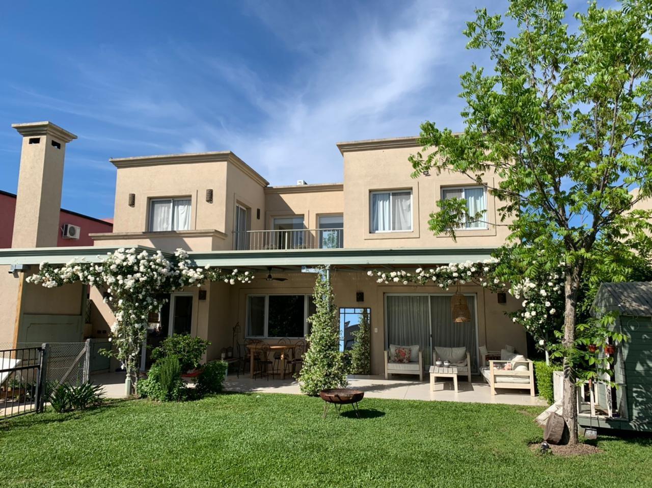 Foto de Casa Quinta en Alq. Temporario ubicado en La Comarca, Tigre, G.B.A, imagen 1