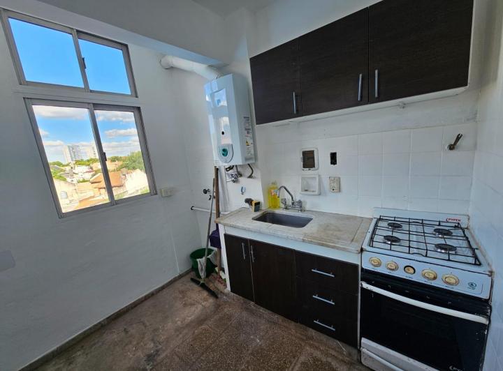 Foto de DEPARTAMENTO 3 AMB VENTA VILLA REAL, imagen 1