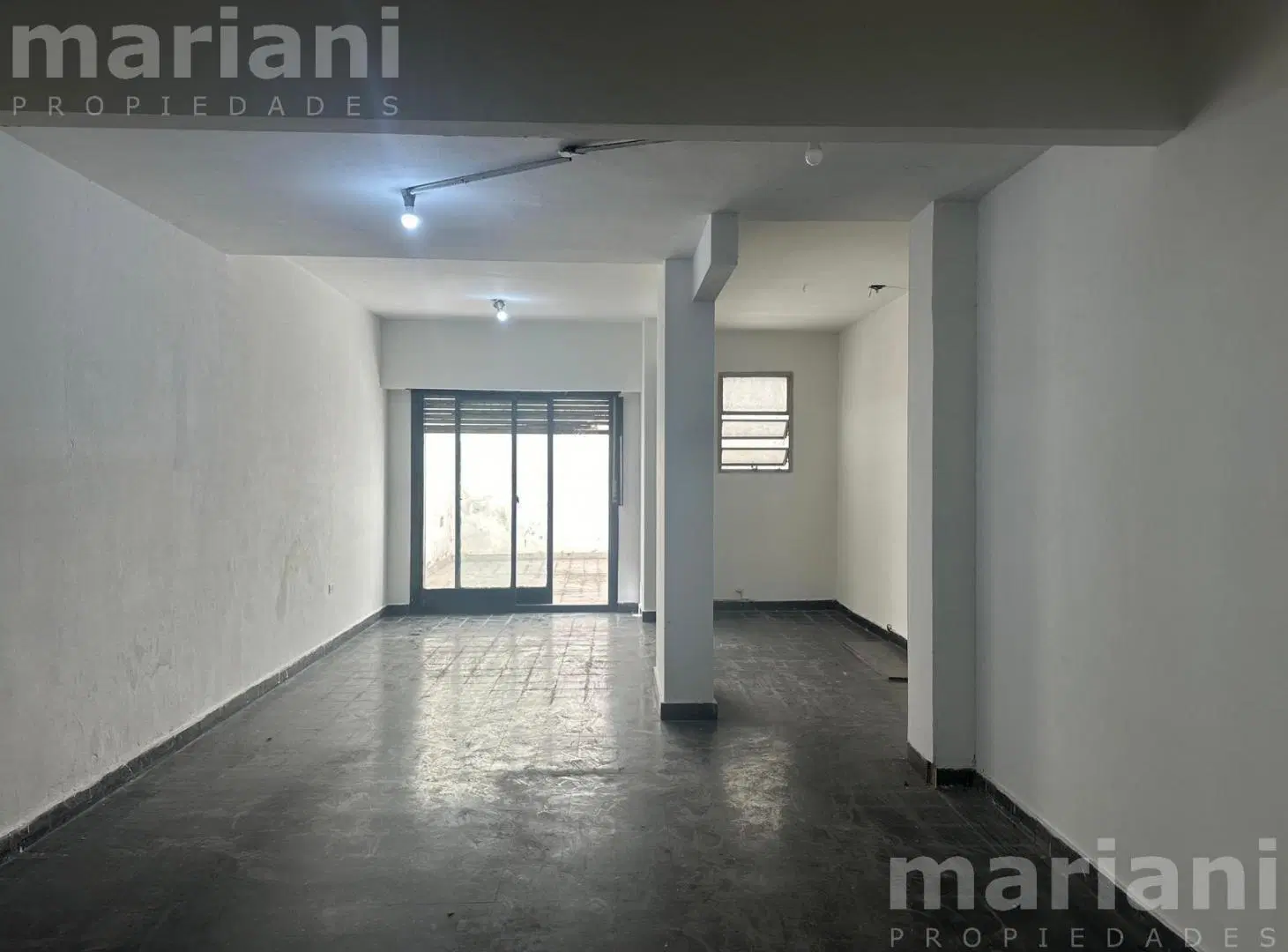 ALQUILER LOCAL 200m2 - Av. Cnel. Diaz 1700 - Recoleta 3