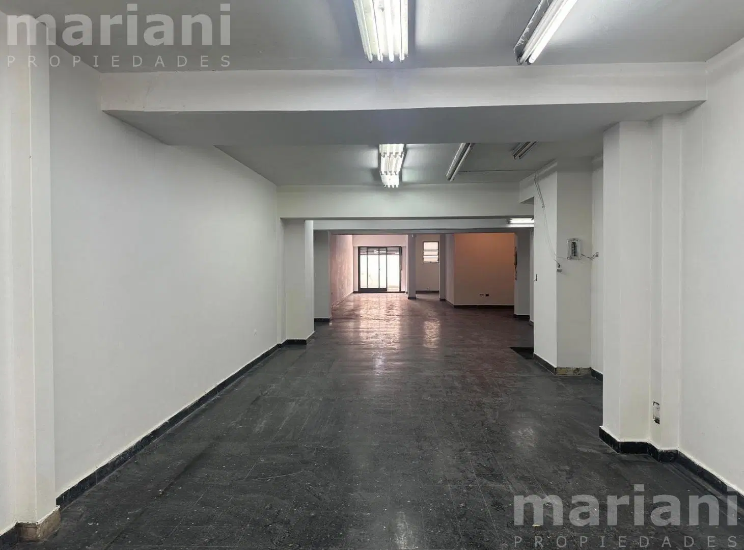 ALQUILER LOCAL 200m2 - Av. Cnel. Diaz 1700 - Recoleta 2