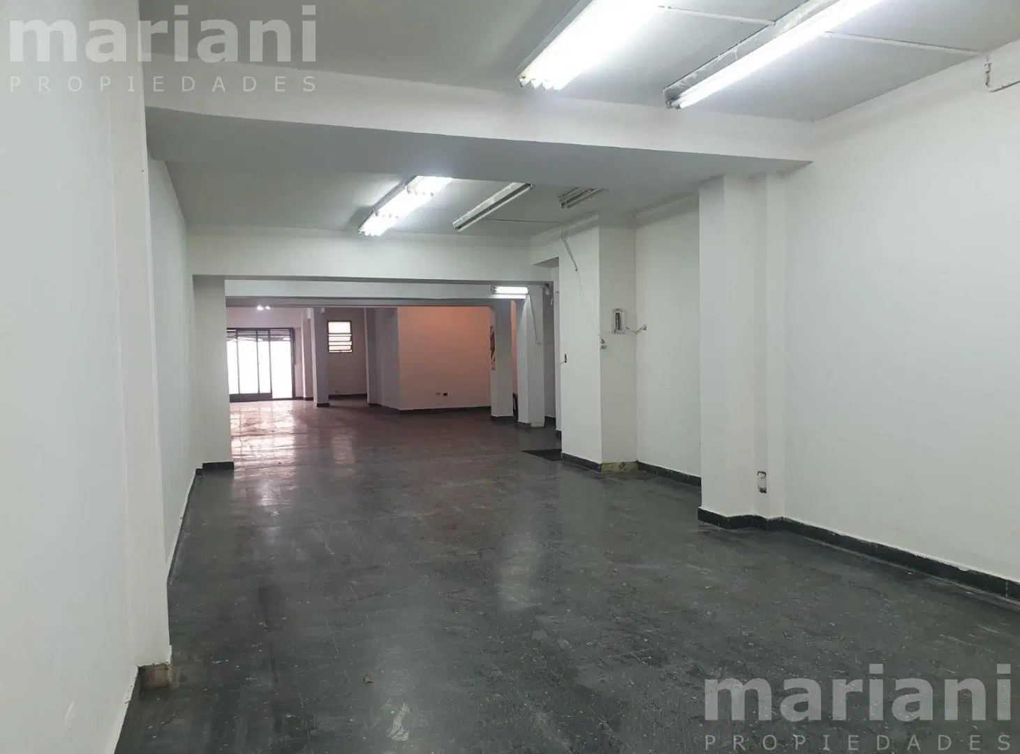 ALQUILER LOCAL 200m2 - Av. Cnel. Diaz 1700 - Recoleta 5