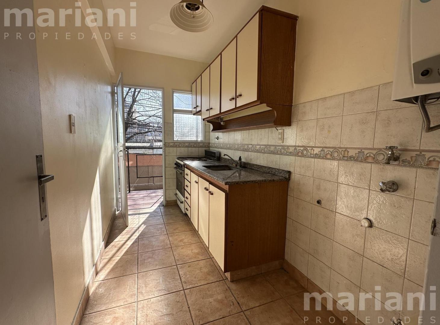Foto de VENTA 4 AMB c/balcón - Chacarita, imagen 2