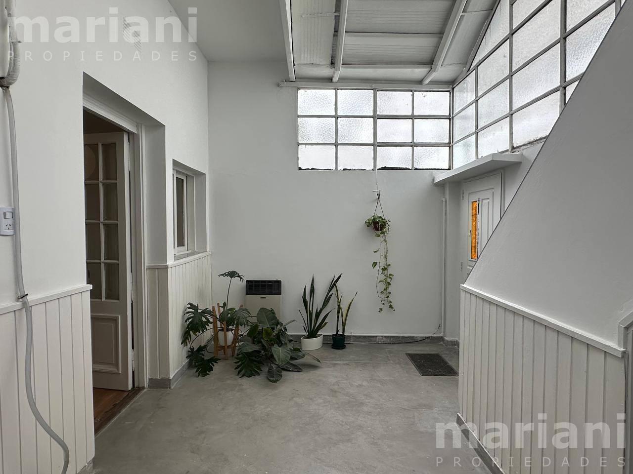 Foto de Alquiler PH 3 AMB con terraza - Villa Santa Rita - CABA, imagen 1