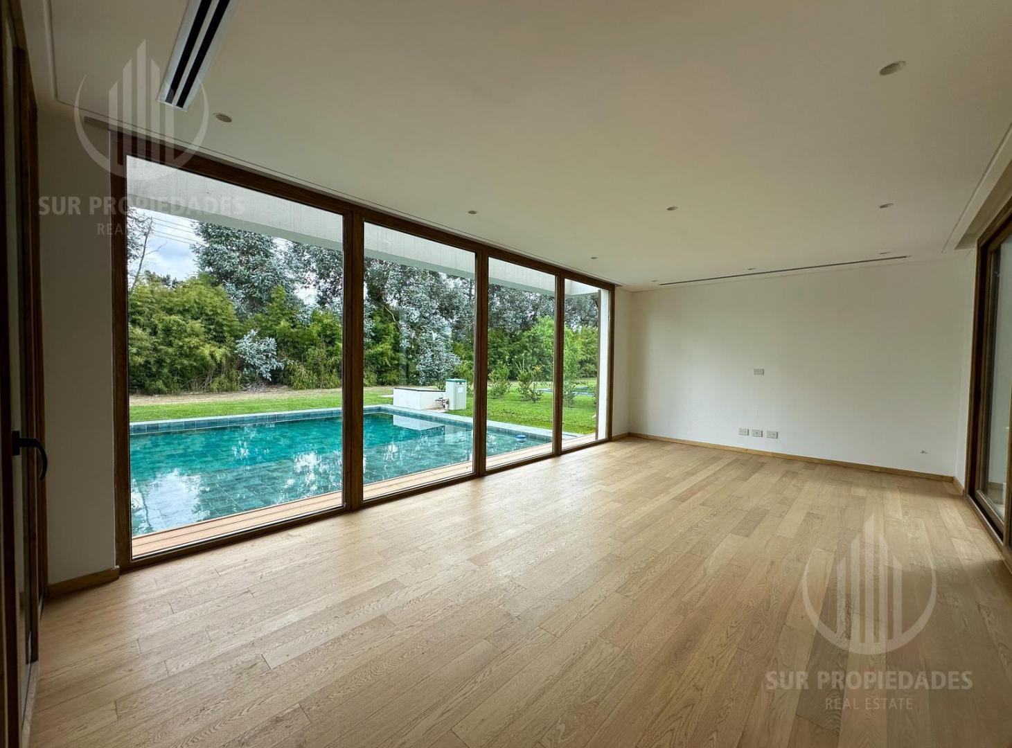 Foto de Casa a estrenar excelente ubicación dentro del Barrio, imagen 3