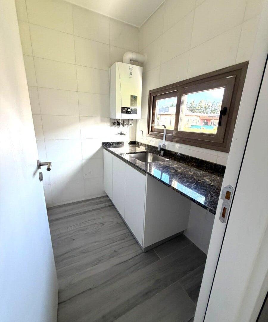 Foto de Casa en Venta Fincas del Alba, imagen 3