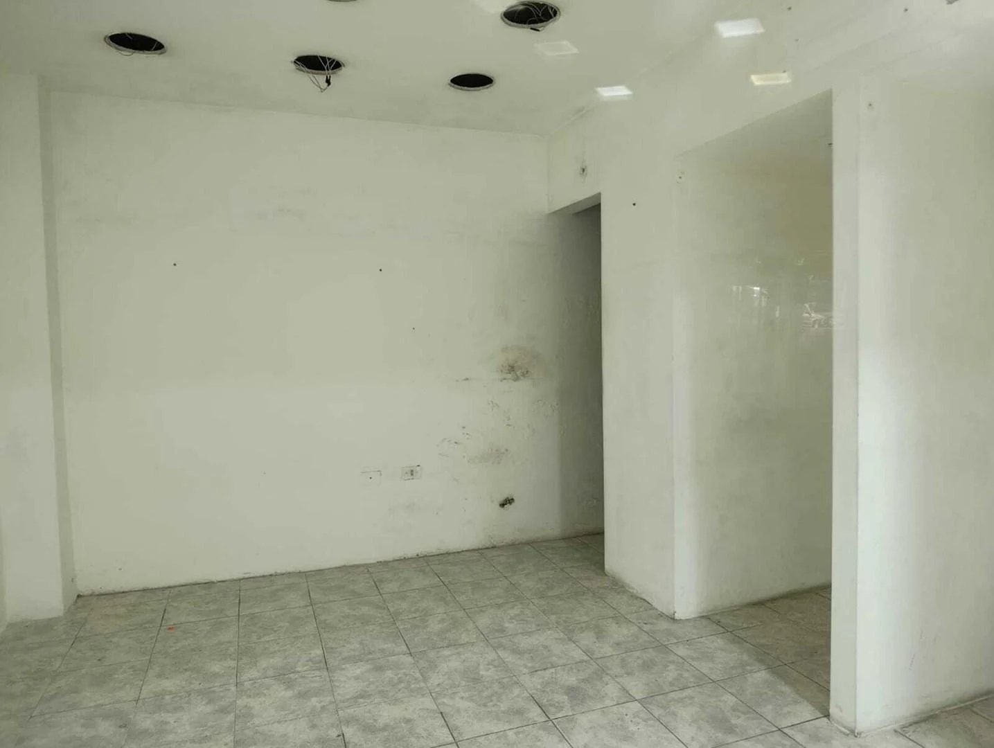 Foto de Local en Alquiler en General Pacheco, Tigre, G.B.A. Zona Norte, imagen 2