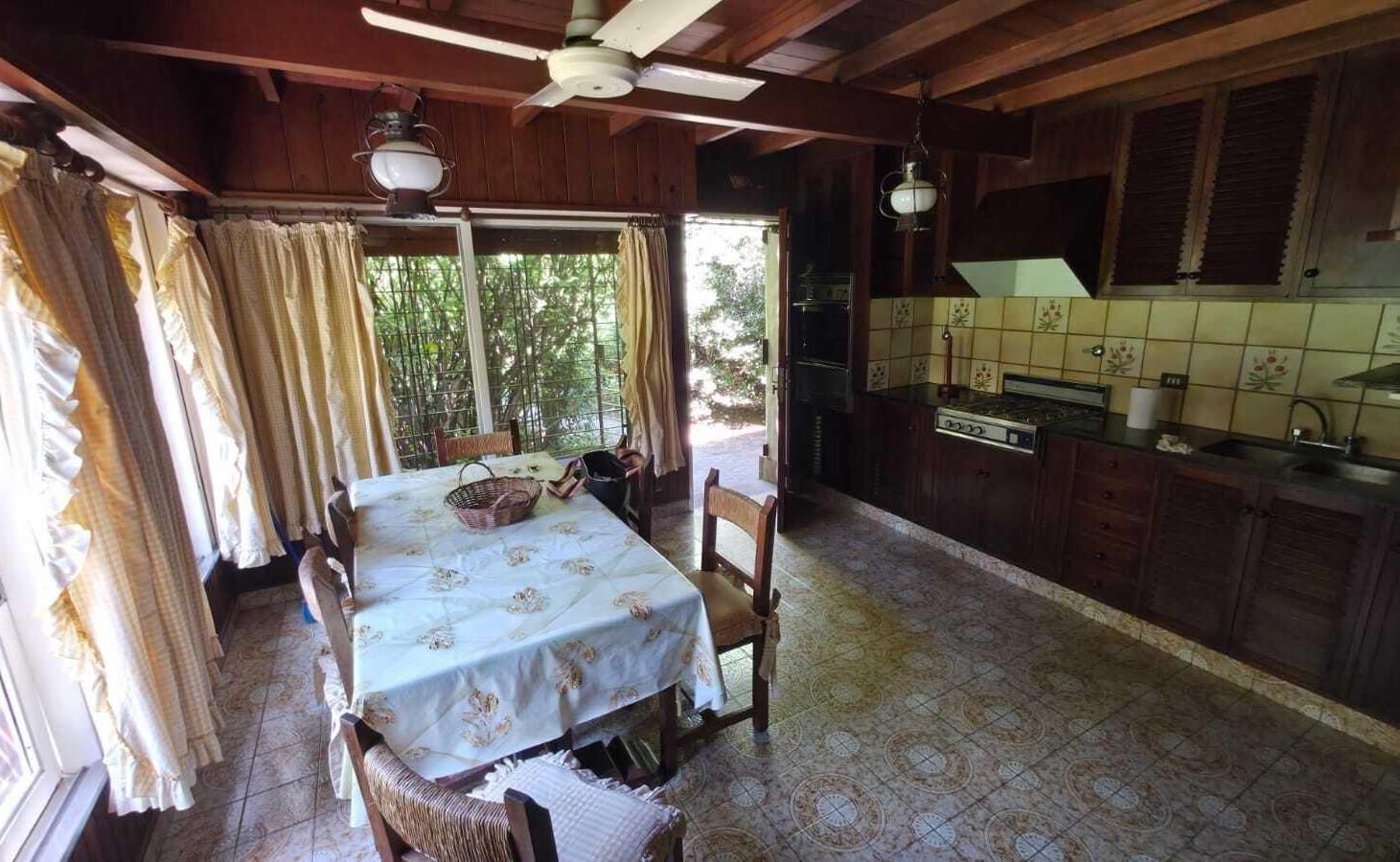 Foto de Casa Chalet en Alquiler en Ricardo Rojas, Tigre, G.B.A. Zona Norte, imagen 4