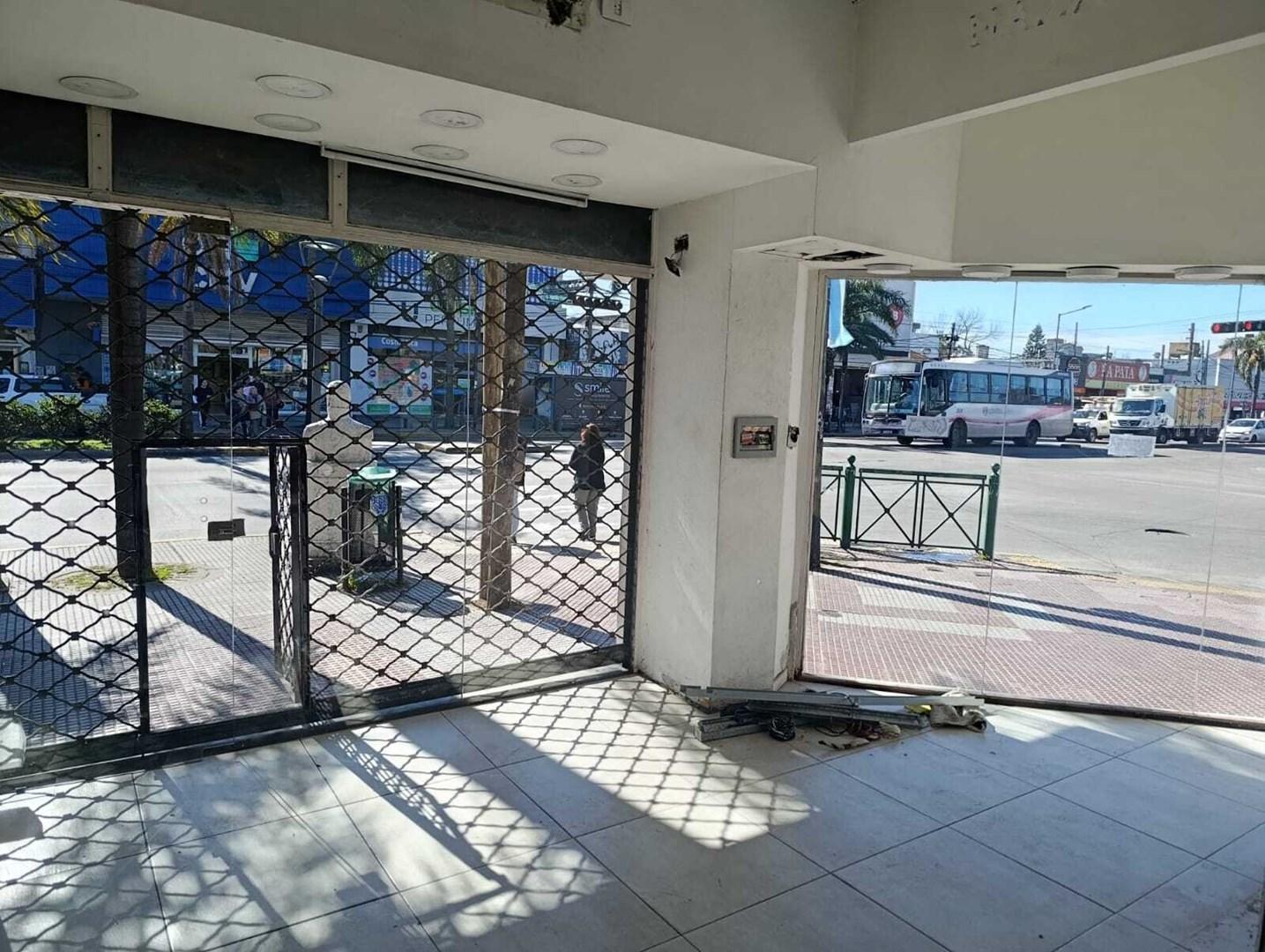 Foto de Local en Alquiler en General Pacheco, Tigre, G.B.A. Zona Norte, imagen 2