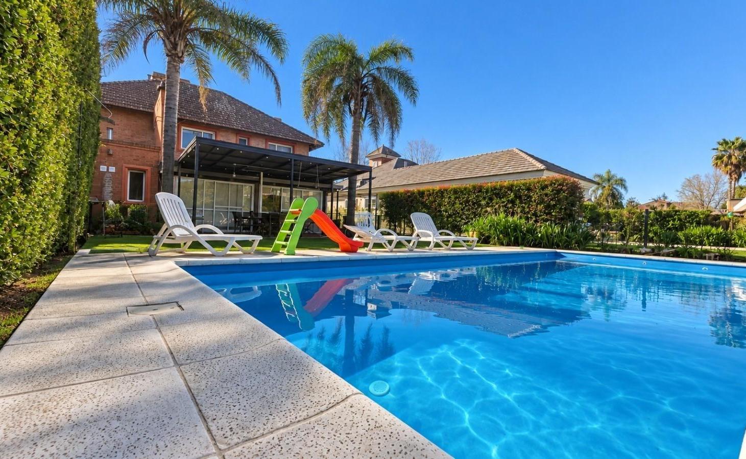 Foto de Casa Chalet en Venta en Barrancas de San José, General Pacheco, Tigre, imagen 3