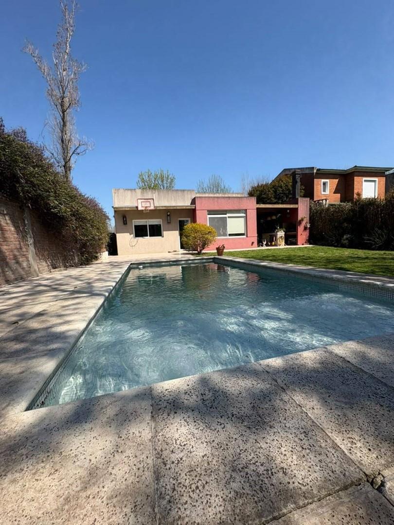 Foto de Casa Chalet en Venta en El Talar, Tigre, G.B.A. Zona Norte, imagen 2