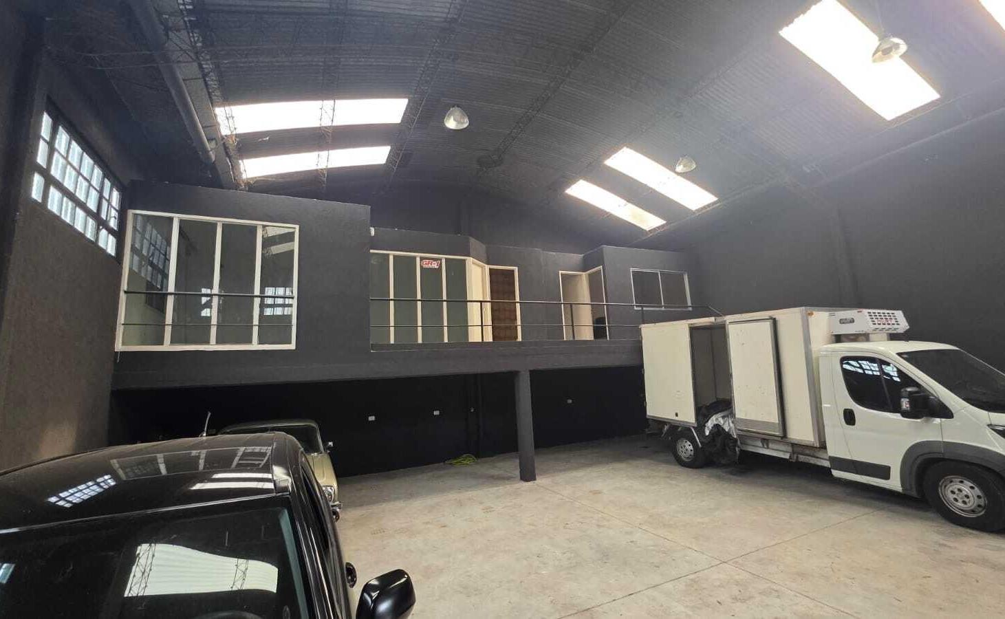 Foto de Depósito Galpón en Venta en Troncos del Talar, Tigre, G.B.A. Zona Norte, imagen 1