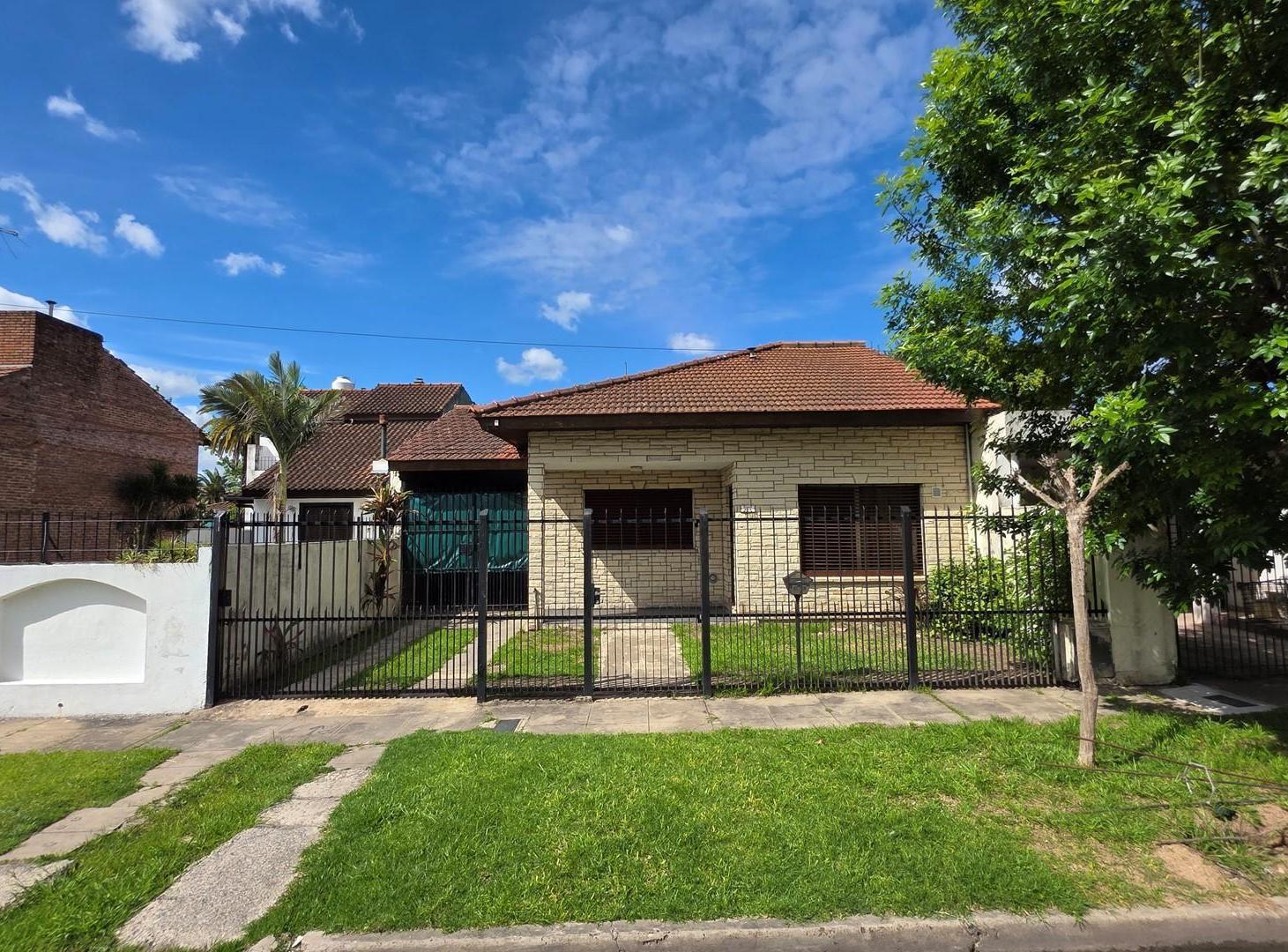 Casa Chalet  en Venta en El Talar, Tigre, G.B.A. Zona Norte
