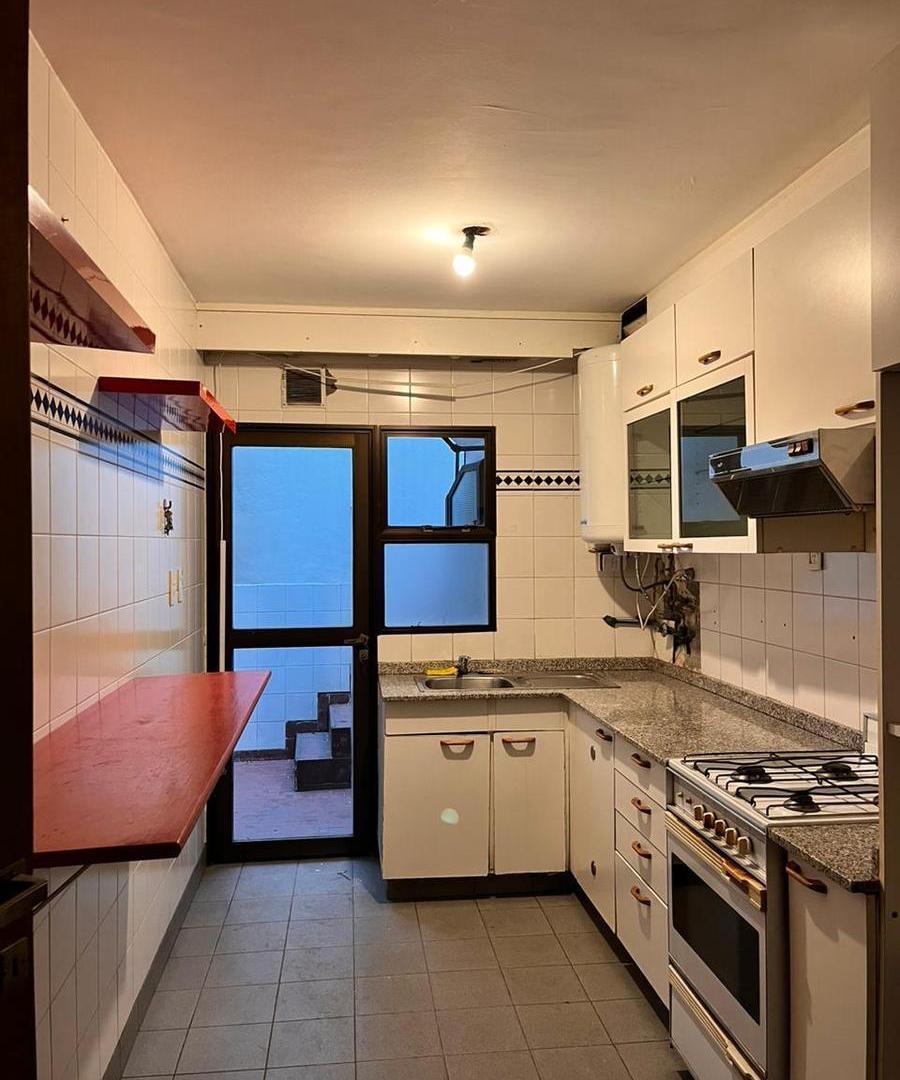 Foto de HERMOSA CASA SOBRE GOROSTIAGA Y CABILDO, imagen 5