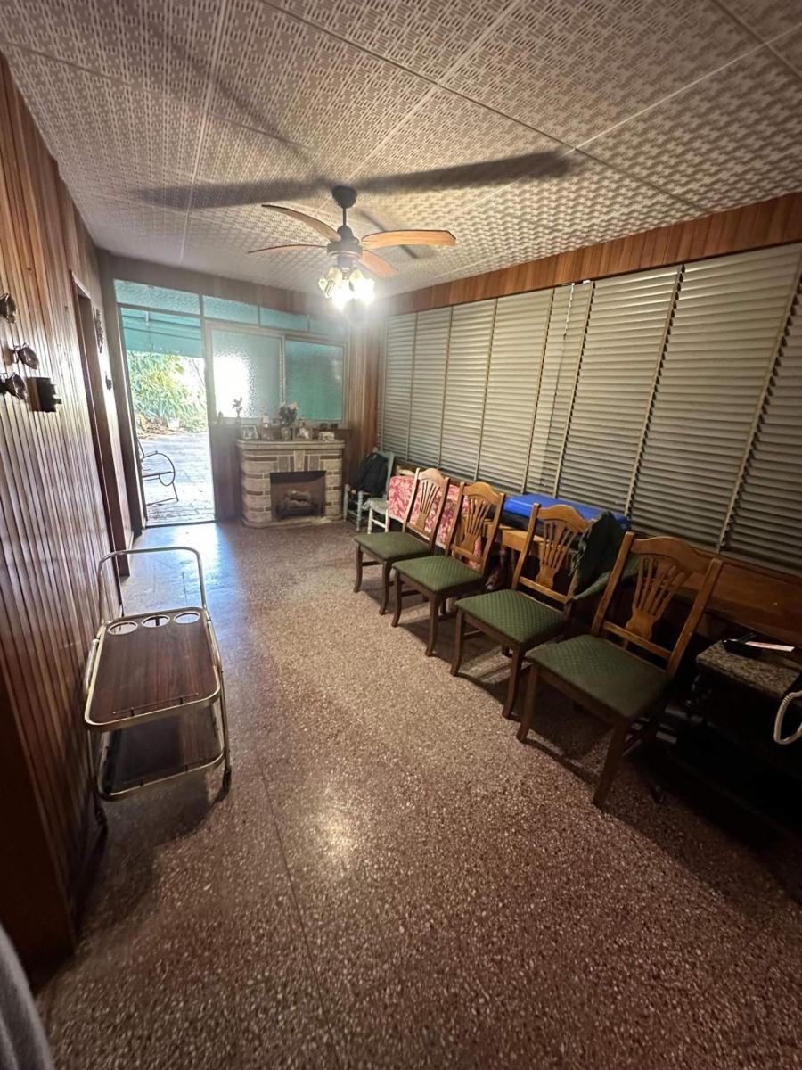 Casa/lote en Venta a Refaccionar C/ Fondo Urquiza 2