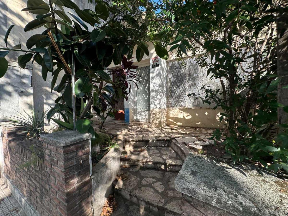 Casa a La Venta Multifamiliar Floresta P/ Reciclar 3