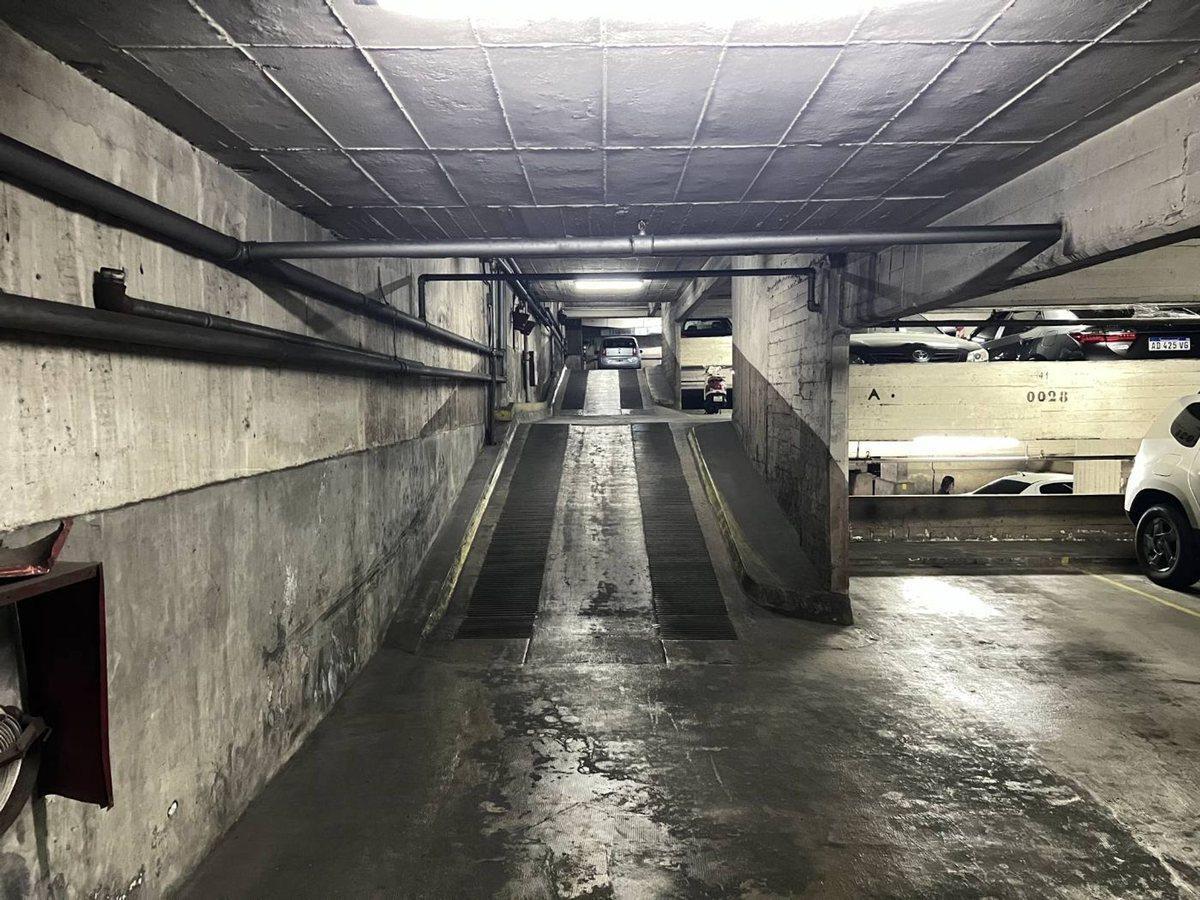 Venta Cochera en Belgrano 4