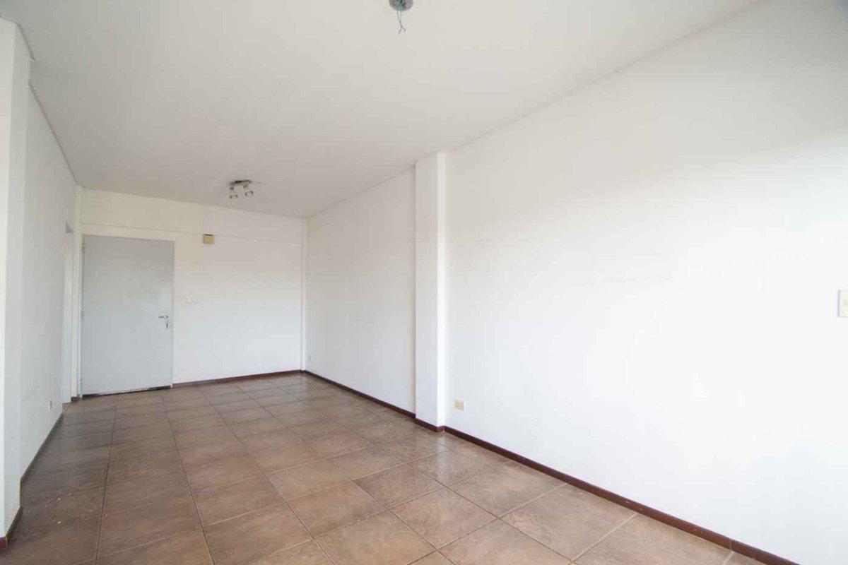 Departamento en Venta de 3 Ambiente Villa Lynch 2
