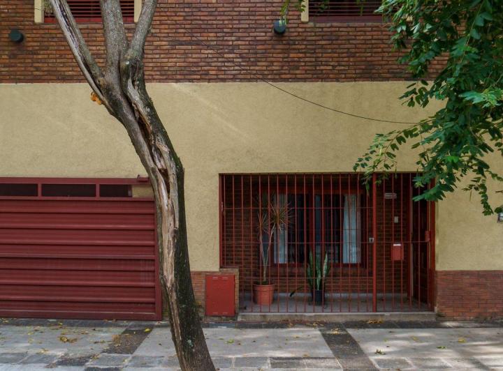 Venta Casa 6 ambientes jardin, pileta apto credito 4