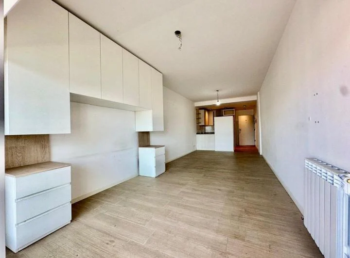 ALQUILER-Monoambiente c/balcon-Monte Castro 3