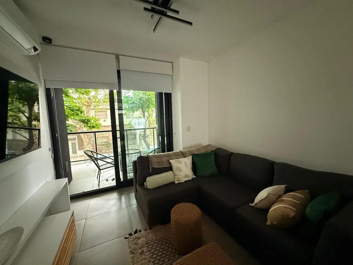 VENTA. AMOBLADO. 2 AMB Y 1/2 C BALCON. V DEVOTO 4