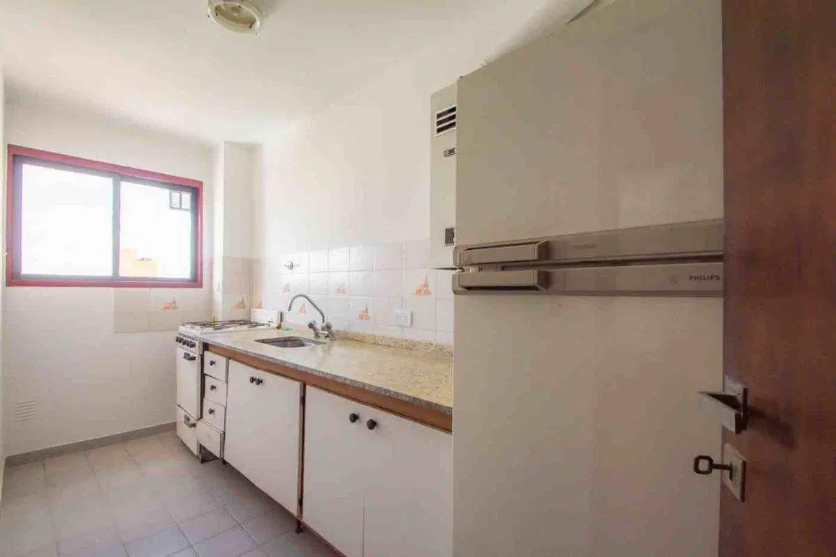 DEPARTAMENTO EN VENTA - MORÓN CENTRO 4