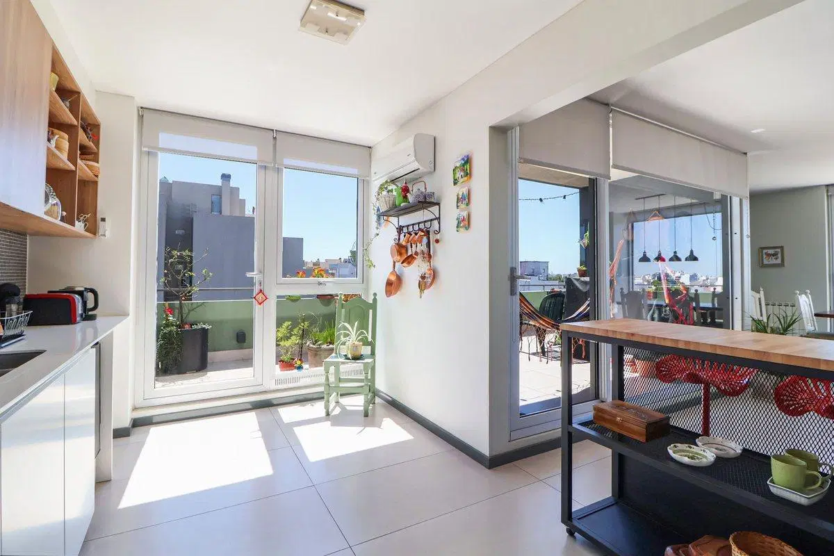 Venta Departamento 3 ambientes con cochera 2