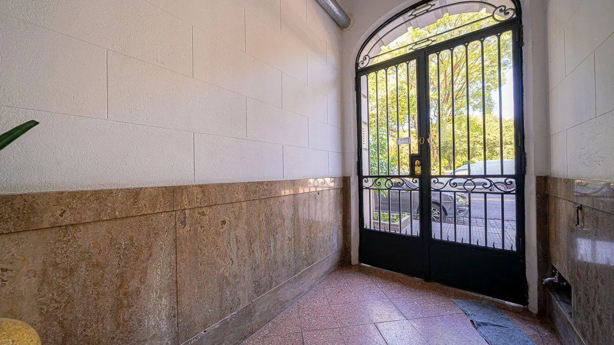 VENTA PH 2 AMBIENTES  FRENTE A PARQUE CHACABUCO 2