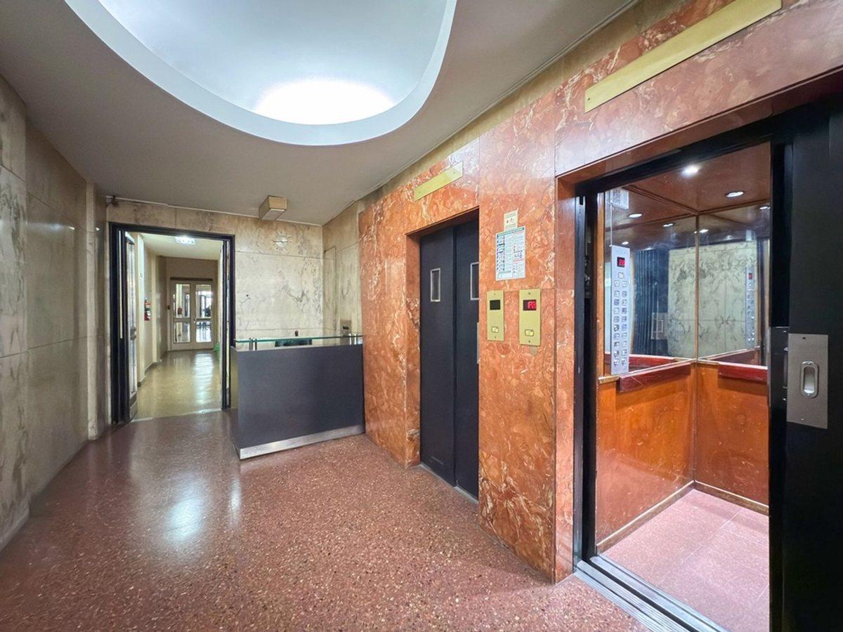Oficina de 99mts en VENTA en SAN NICOLAS
