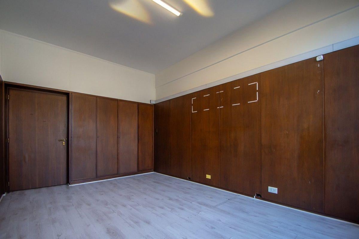 Oficina de 99mts en VENTA en SAN NICOLAS