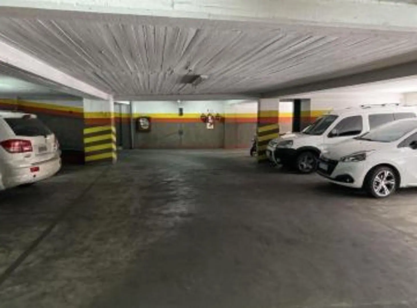 Venta Cochera Fija Cubierta - Palermo Av. Cabildo 3