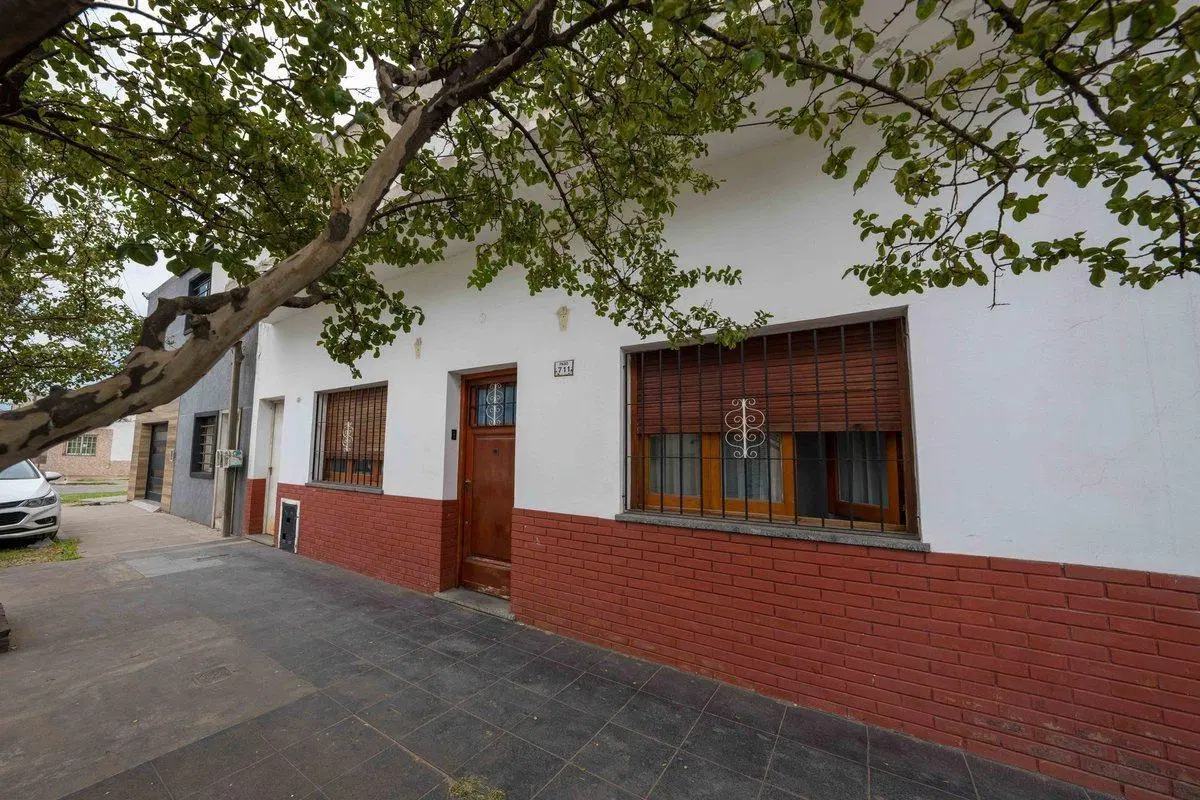 VENTA CASA 3 AMBIENTES EN CIUDADELA CON PATIO 3