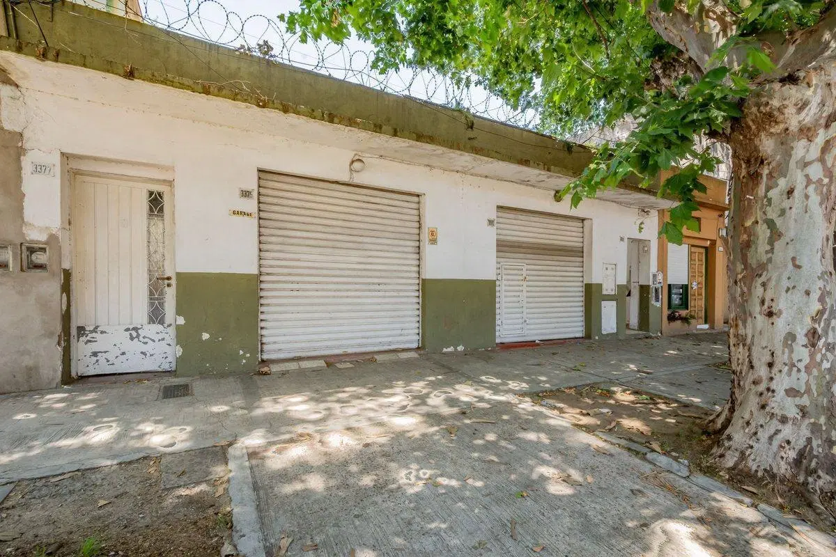 Venta 4 PH a refaccionar-Local-Cochera-lote propio 2