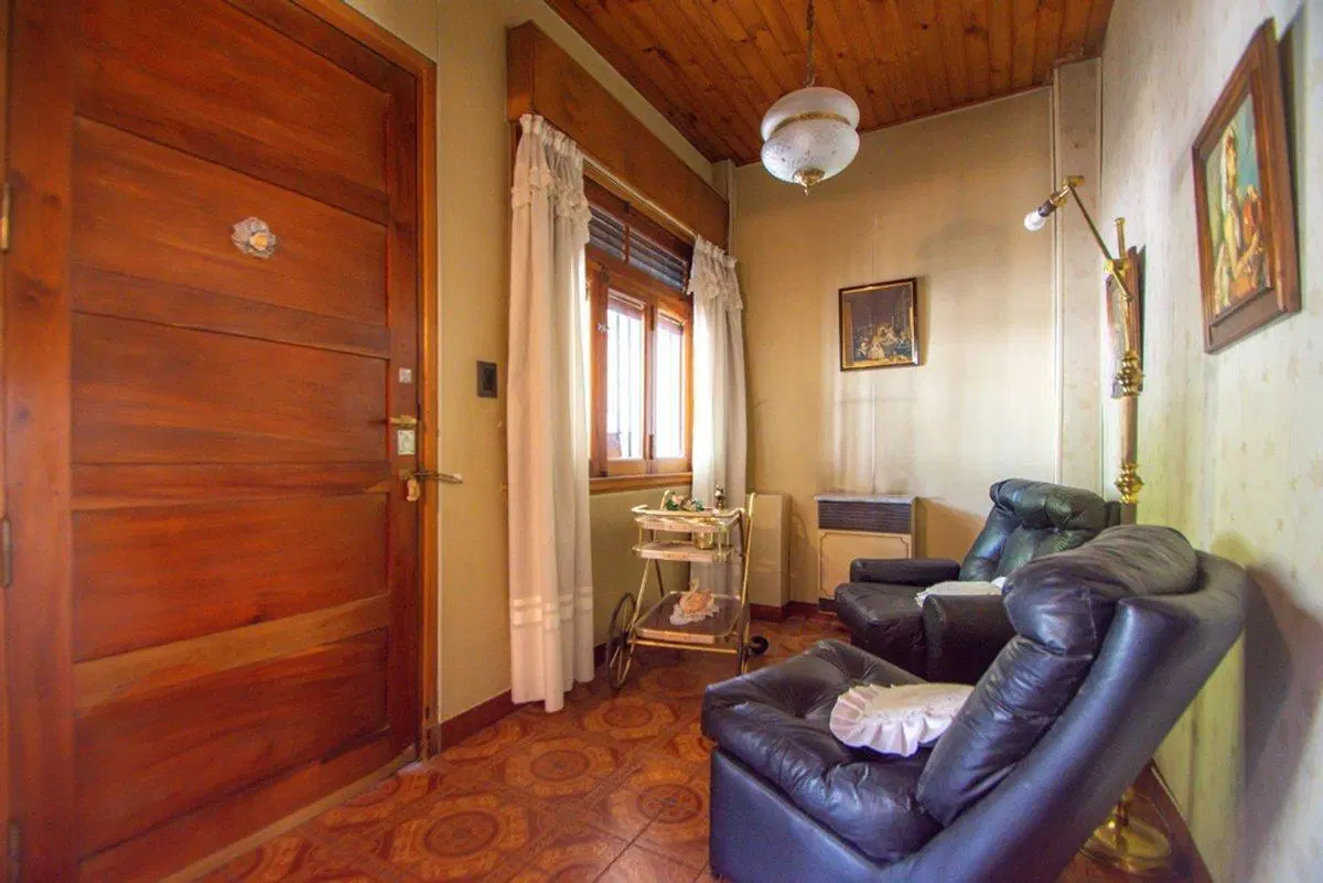 CASA 3 amb + Dpto 1 amb en VENTA en Mataderos LOTE 4