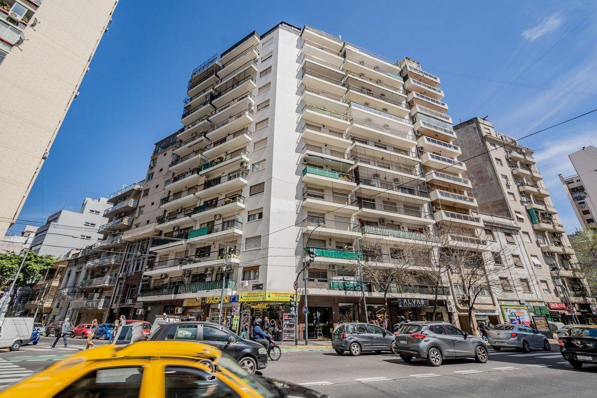 RERECOLETA - BARRIO NORTE - 3 AMB PISO 9 AL FRENTE