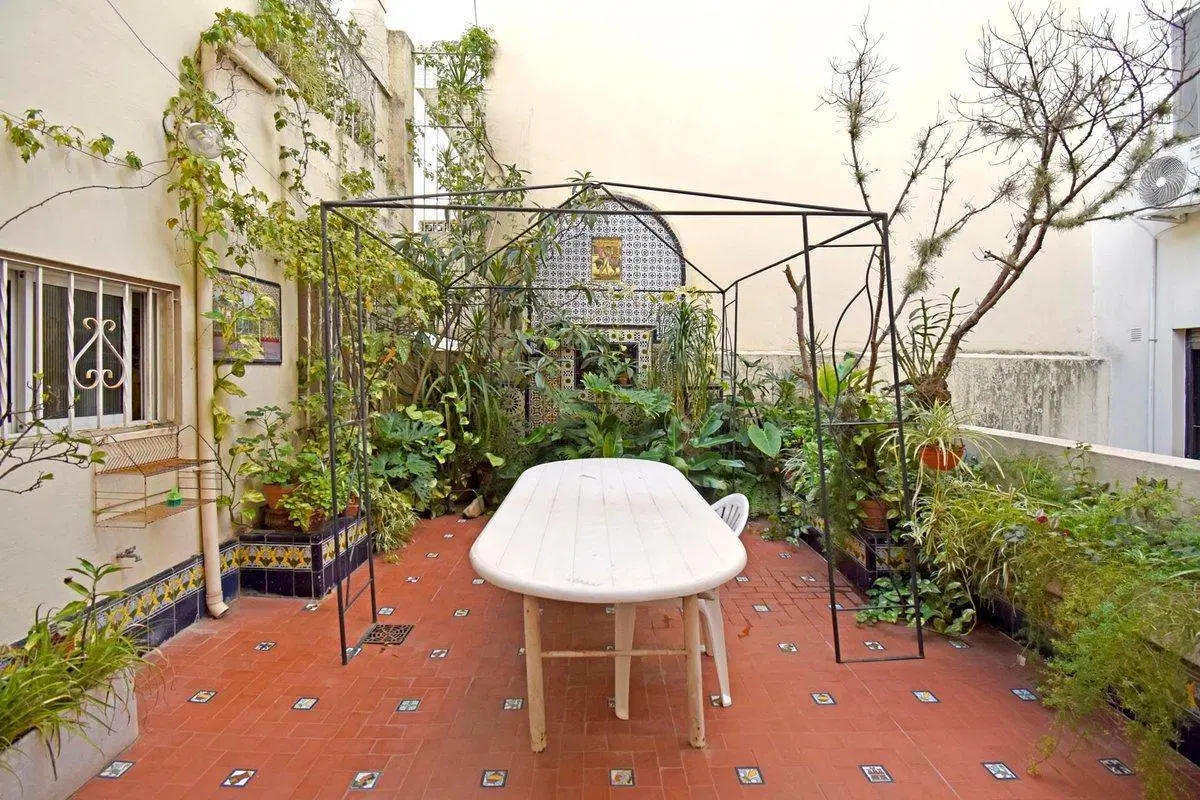 ALQUILER 6 amb tipo casa, 2 patios y dep, Belgrano 4
