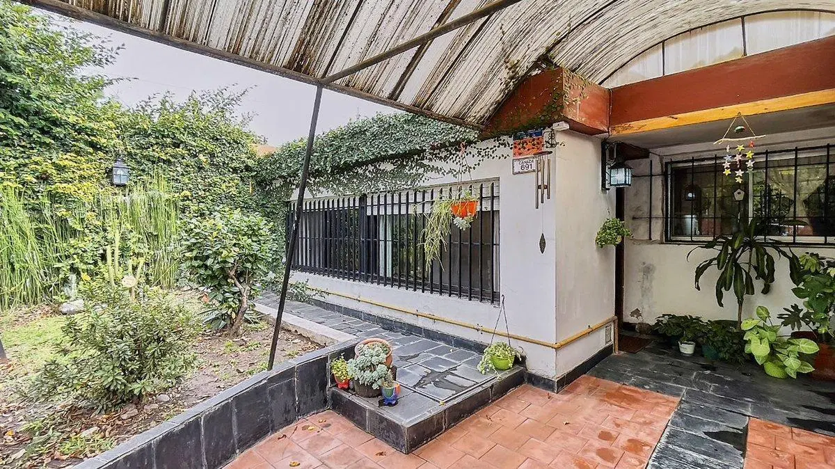 VENTA CASA MULTIFAMILIA HAEDO NORTE 4 AMB, COCHERA 3