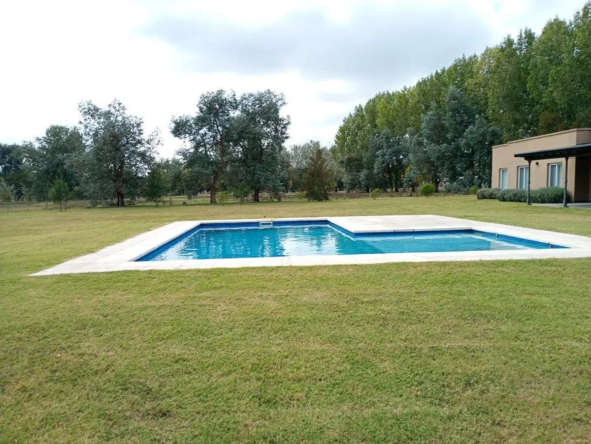 Casa Venta 5 Amb c/piscina en Chacras de Abbott 2