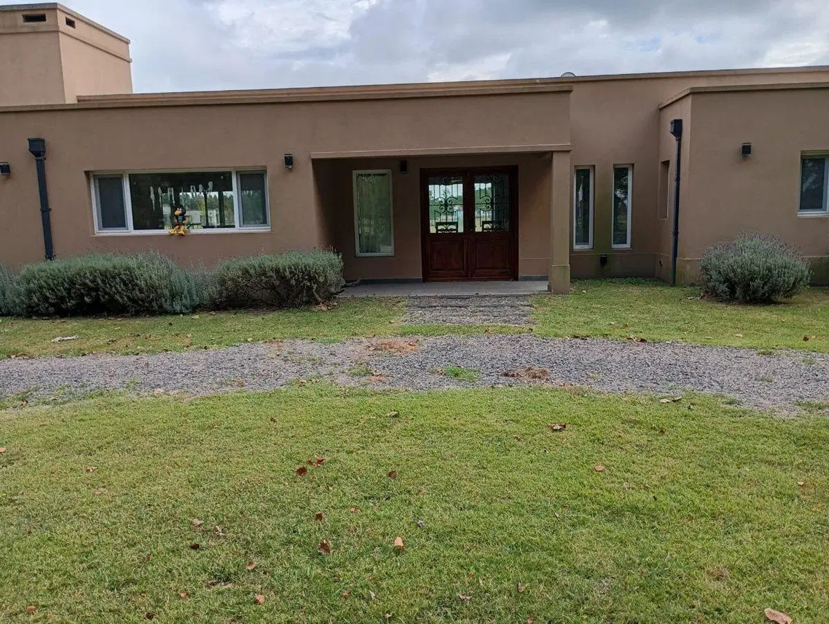 Casa Venta 5 Amb c/piscina en Chacras de Abbott 4