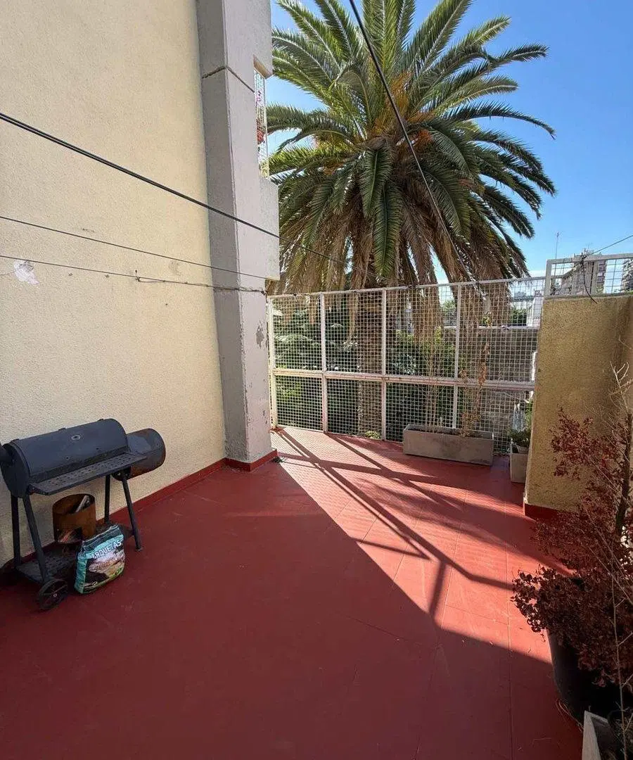 DEPARTAMENTO VENTA  3 AMBIENTES C/BALCON Y TERRAZA 5