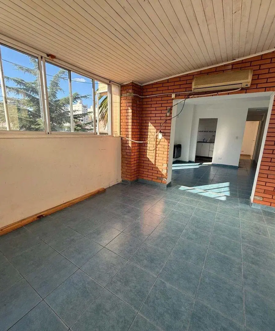 DEPARTAMENTO VENTA  3 AMBIENTES C/BALCON Y TERRAZA 2