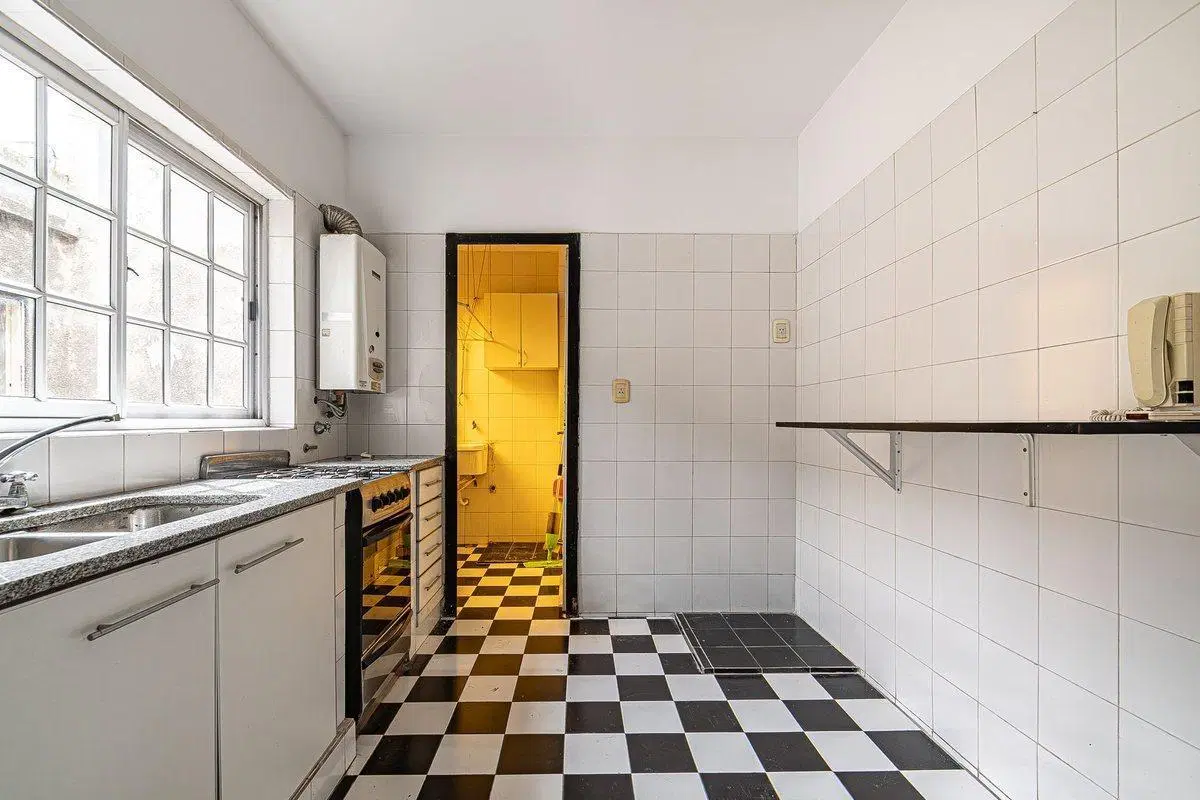 VENTA 3 AMBIENTES CON COCHERA VILLA CRESPO 4