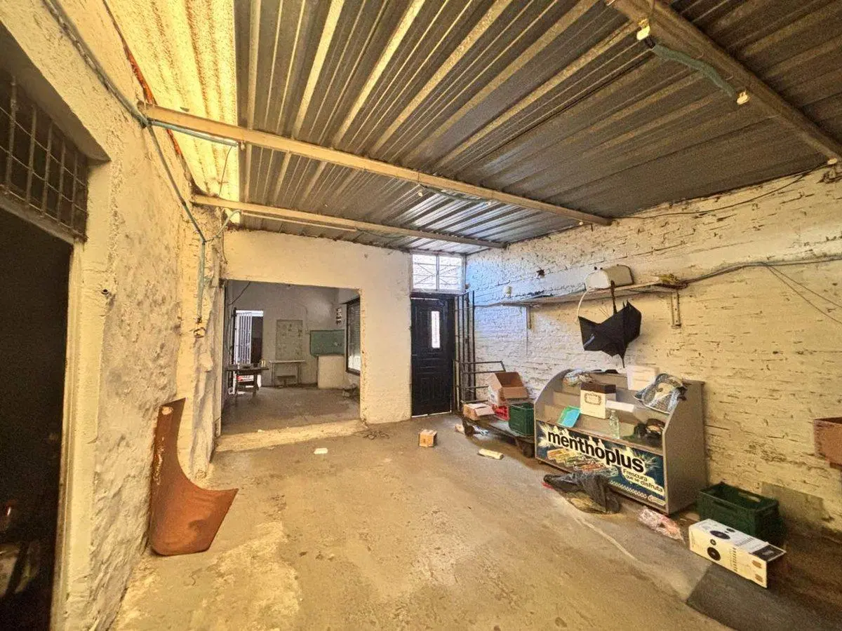 Casa en Venta en Lomas del Mirador a refaccionar 4