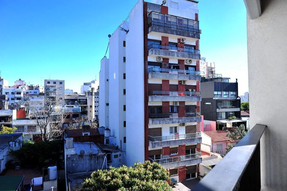 Dpto 1 amb en VENTA en COLEGIALES muy luminoso!! 8