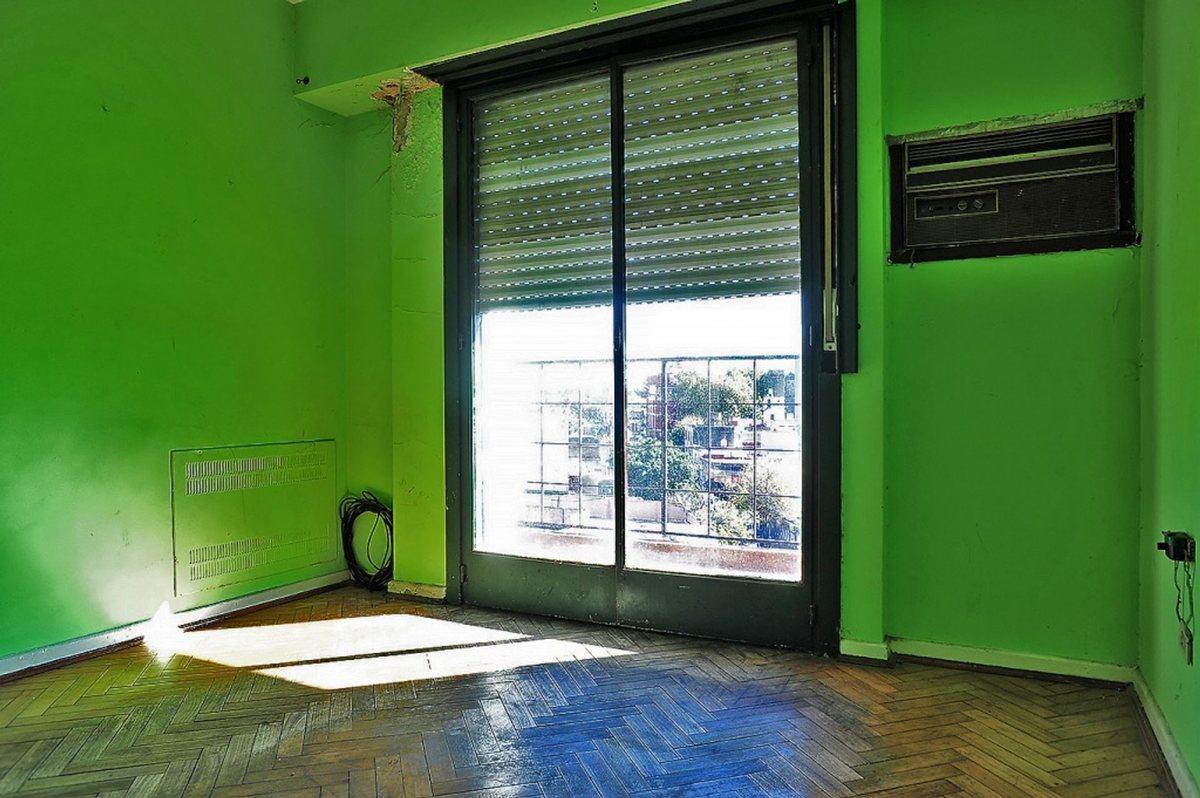 Dpto 3 amb en VENTA en VILLA CRESPO a remodelar