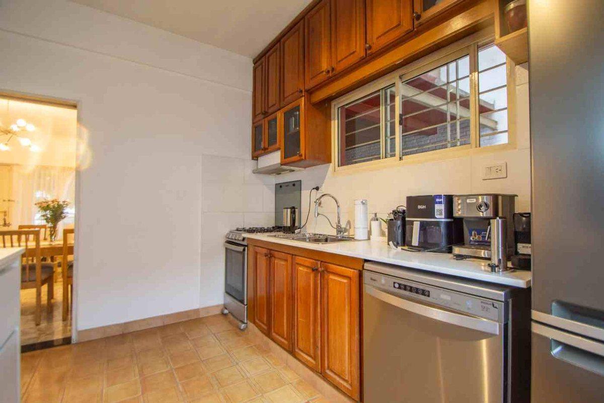 Foto de VENTA CASA 5 AMBIENTES EN EL PALOMAR, imagen 2