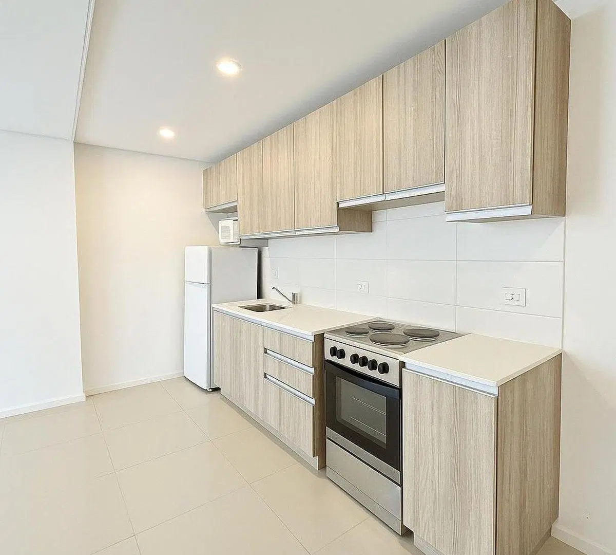 VENTA DPTO 3 AMB BALCON V.URQUIZA 5