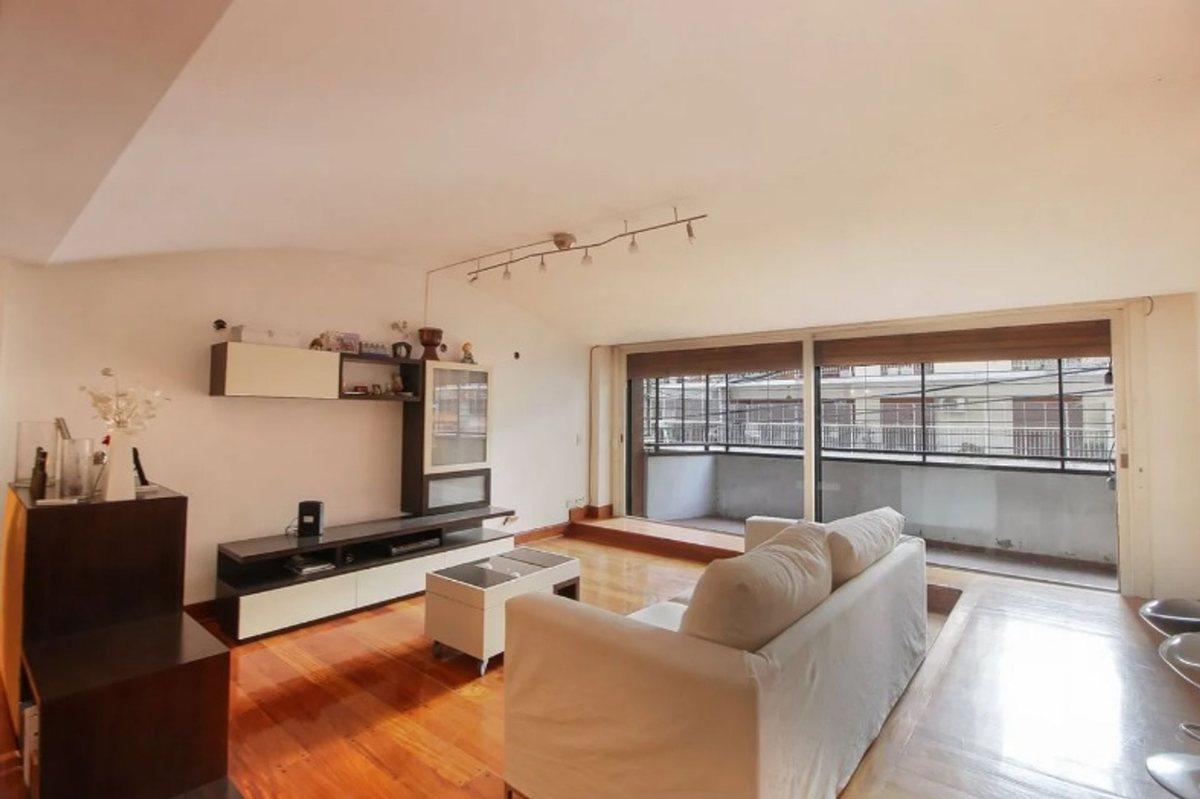 Venta Departamento 4 ambientes con Dependencia