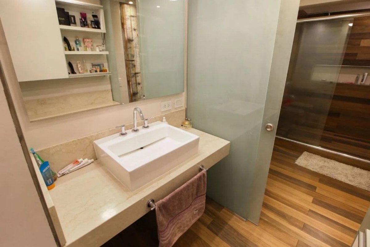 Venta Departamento 4 ambientes con Dependencia